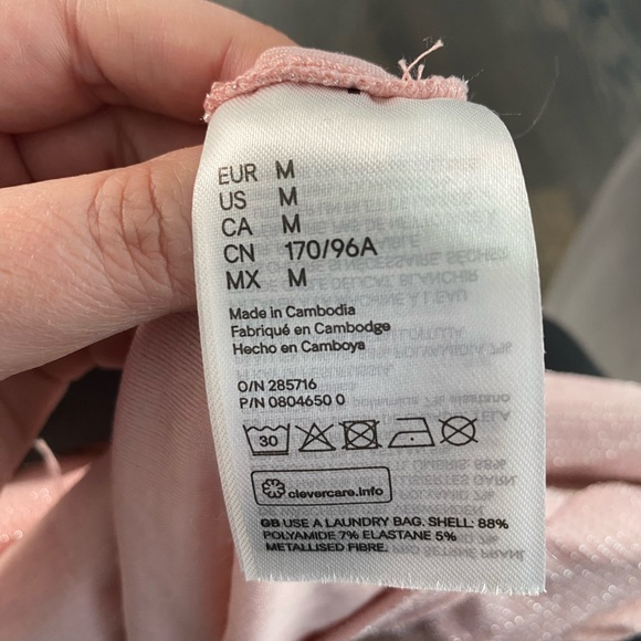 H&M pink top - Picture 6 of 6